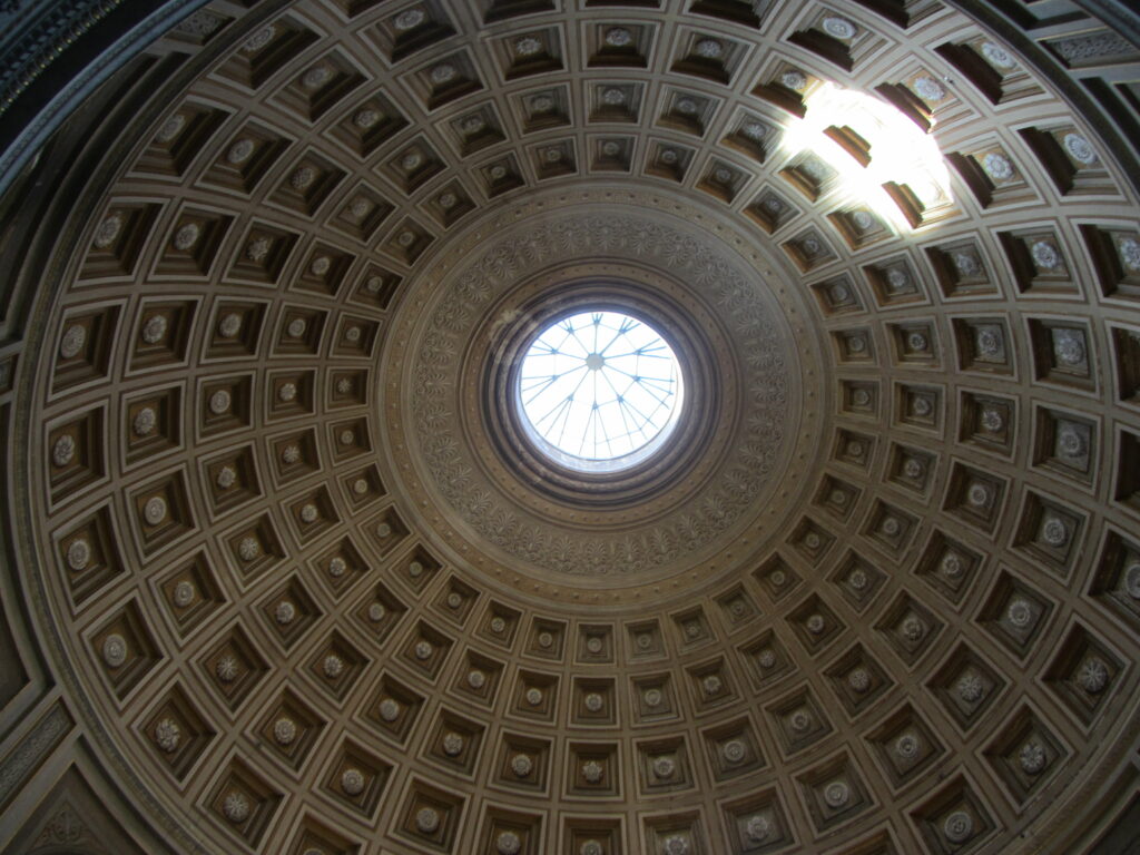 Es ist die Kuppel des Pantheons in Rom zu sehen.
